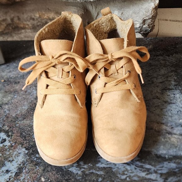 Indigo Rd. Tan Suede Lace Up Round Toe Booties Size 7M - Picture 6 of 15